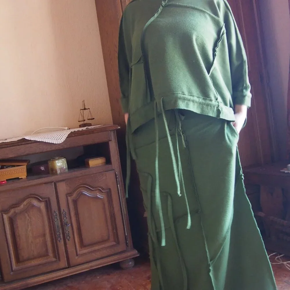 Unique Green Maxi Set - Picture 2 of 5